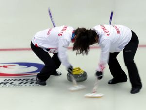 Curling kızlarda Türkiye grup lideri