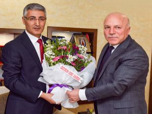 Vergi Dairesi Başkanı Aslan'dan Başkan Sekmen'e ziyaret