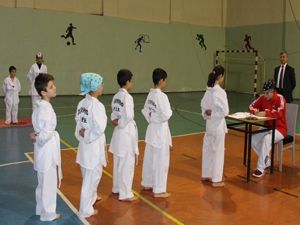 Oltu'da Taekwondo kuşak sınavı yapıldı