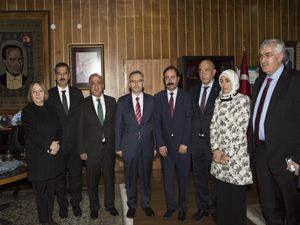Maliye Bakanı Ağbal, Rektör Çomaklı'yı ziyaret etti