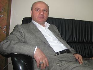 Akgüloğlu: AK Parti'de yenilenmeye ihtiyaç var