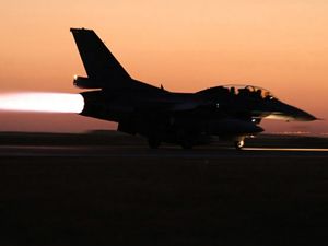 Irak, Kerkük'e operasyon başlattı