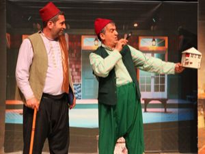 'Bizim Konak' Gebze'de tiyatro severlerle buluştu