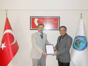Ressam Özyurt'a TSK Mehmetçik Vakfı'ndan teşekkür