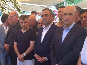 Enis Berberoğlu cenaze için cezaevinden çıktı