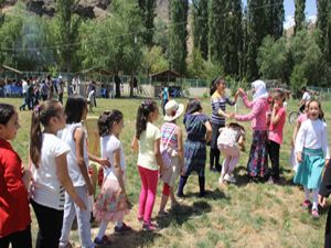 Tortum Müftülüğünden kurs öğrencilerine piknik etkinliği