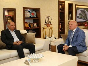 AK Parti MKYK üyesi Efkan Ala Başkan Sekmen'i ziyaret etti