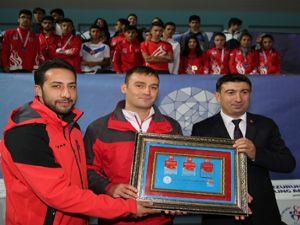Curling Turnuvası'nda Türkiye Şampiyon Oldu