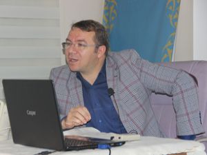 Prof. Dr. Hasan Türkez'den Bor Biyolojisi Konferansı