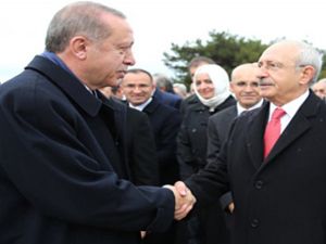 Törene damga vuran an: Erdoğan ve Kılıçdaroğlu tokalaştı