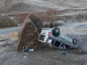 Eleşkirt'te Trafik Kazası, 2 yaralı