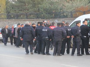 Erzurum'da cenaze defin kavgası