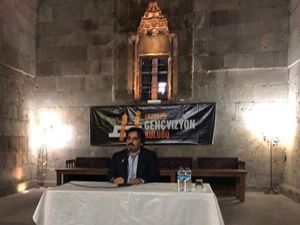 Dr. Küçükyılmaz Erzurum'da 15 Temmuz'u anlattı