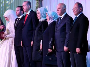 İstanbul'da sürpriz düğün... Başkan Sekmen oğlunu everdi!