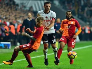 Beşiktaş lider Galatasaray'ı gole boğdu