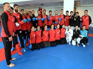 Karate Milli Takımı, Olimpiyata Palandöken'de hazırlanıyor