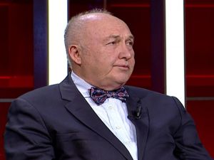Can Ataklı'dan flaş iddia: Profesör Ahmet Ercan'a TRT sansürü!