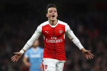 Al Nassr, Mesut Özil'e yıllık 20 milyon euro teklif etti