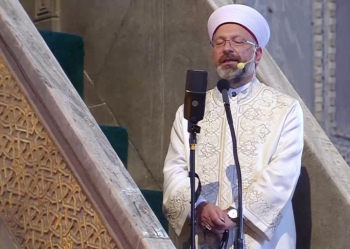 Ayasofya'daki hutbede dikkat çeken 'kılıç' detayı