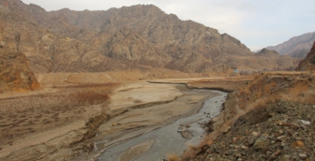 Ayvalı Barajı'nda sular 4 kilometre çekildi