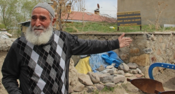 Ermenilerin yaptığı katliamı gözyaşları ile anlattı