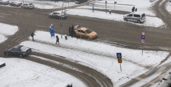 Erzurum'da Mart bitiyor kar bitmiyor