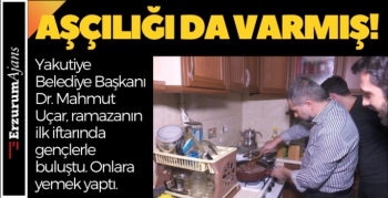 İlk iftarda gençlerle buluştu