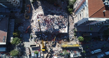 İzmir depremiyle ilgili 9 gözaltı!