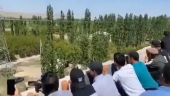 Kırgızistan-Tacikistan sınırında çatışma...