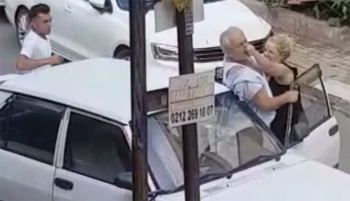 Sarıyer'de yol verme kavgası!