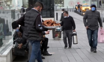 Taksim Meydanı'nda 'pes' dedirten olay...