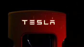 Tesla, 1,5 milyar dolarlık Bitcoin satın aldı