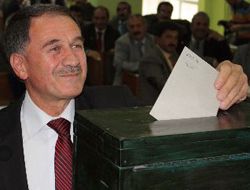 Erzurum İl Genel Meclisi'nde maskeli seçim!...