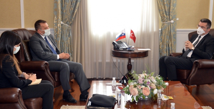 Slovenya Büyükelçisi Vali Memiş'i ziyaret etti