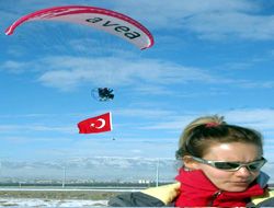 Erzurum'da paramotor uçuşu yapıldı!..